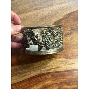 Silver Plated Wine/Champagne Bottle Holder Grapes & Leaf Design W/ring For Cork